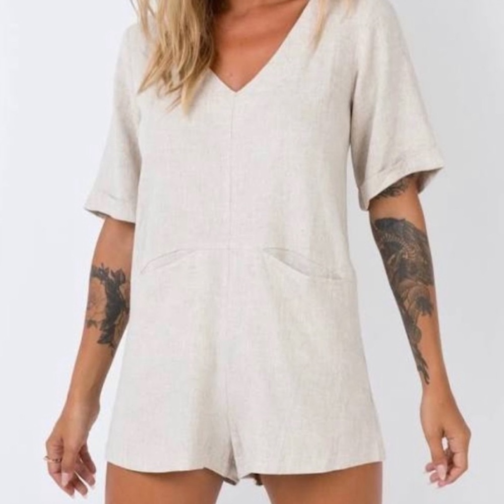 Princess Polly Tan Beige Boho Casual Linen Beach V-Neck Romper Jumpsuit Sz 2